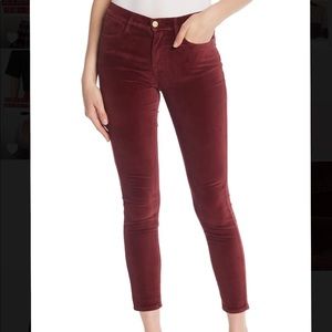 NWT FRAME Solid Velvet Skinny Jeans